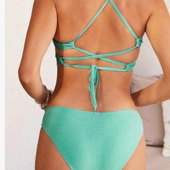 CUPSHE Women's Bikini Set Spaghetti Strap Scoop Neck Crisscross Tie Back Size M - Picture 2 of 10
